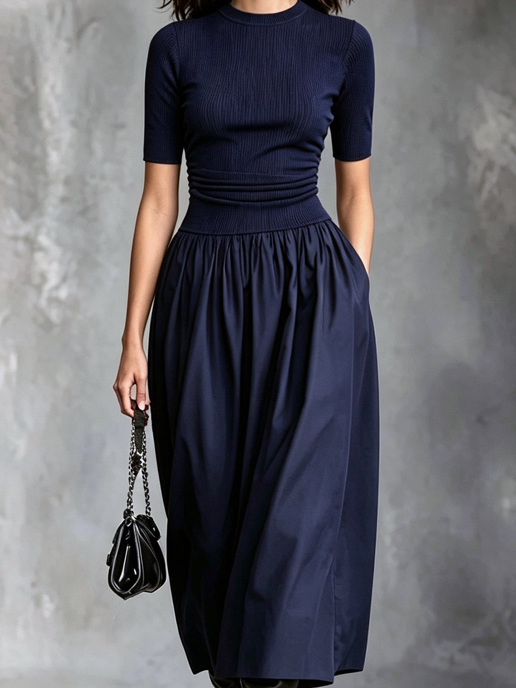 Conjunto Casual Azul Marino: Top de Cuello Redondo y Manga Corta con Falda Midi