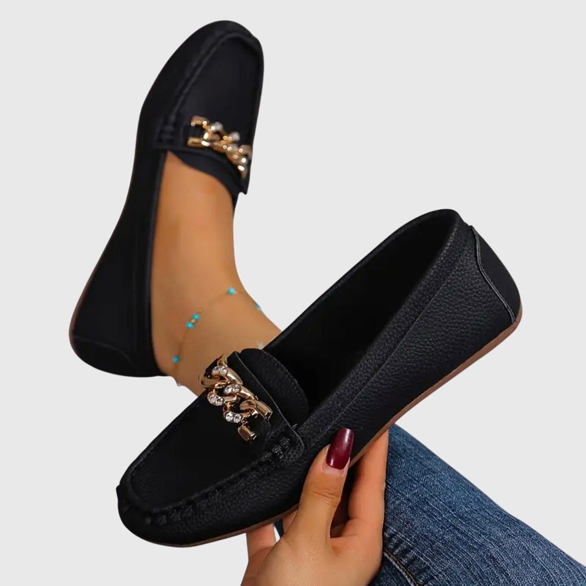 Mocasines en Tonos Neutros