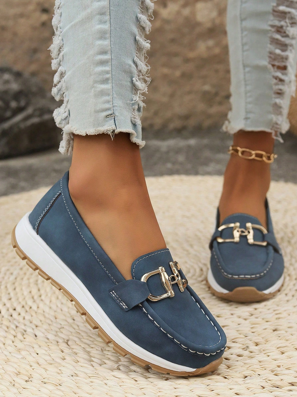 Mocasines Planos con Hebilla