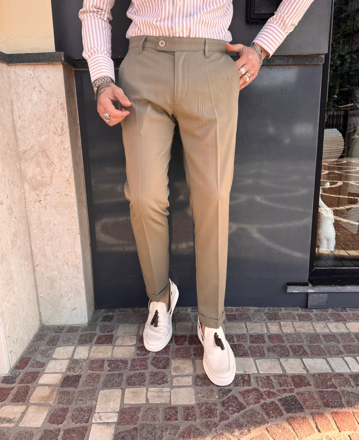 Pantalón Capri con Pinzas