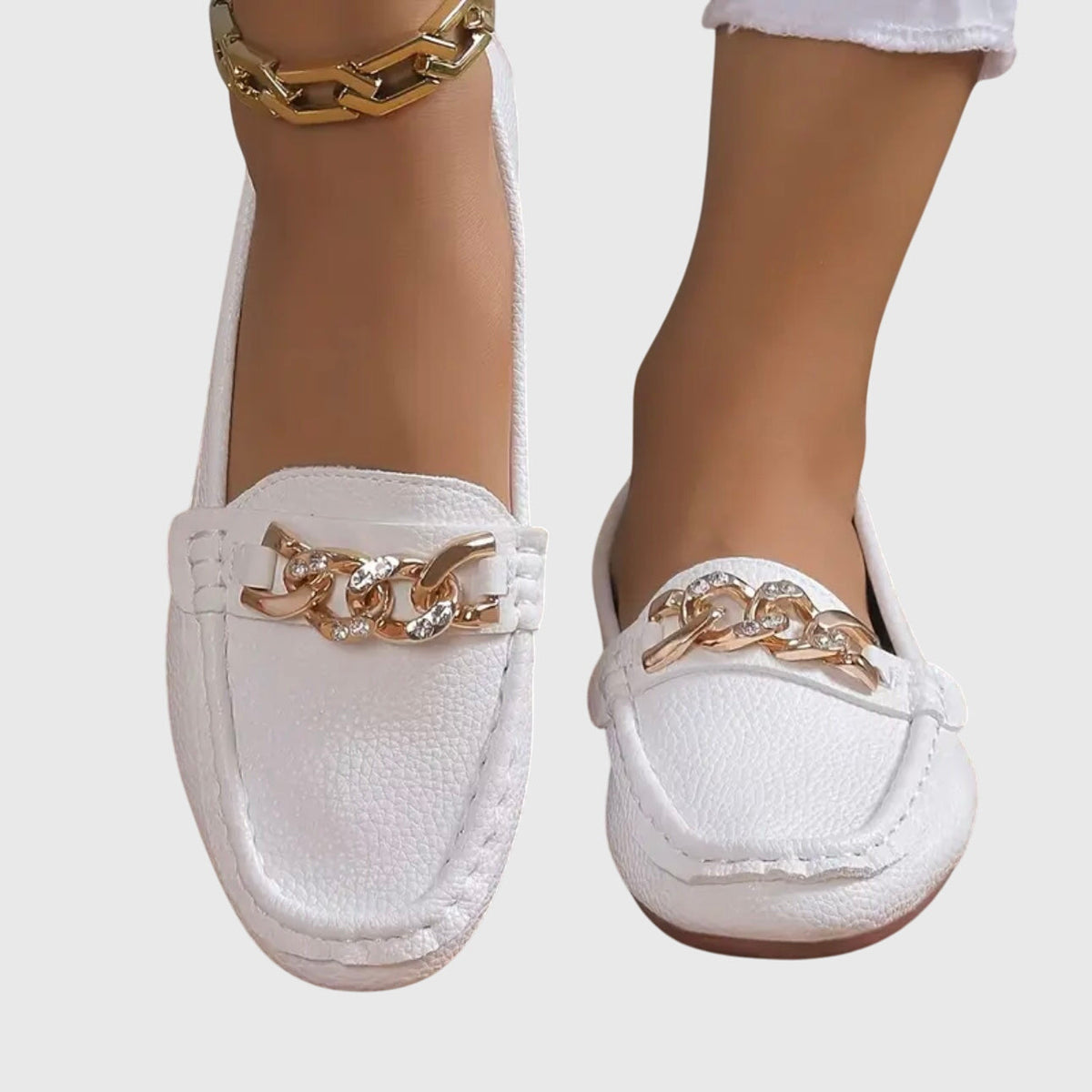 Mocasines en Tonos Neutros
