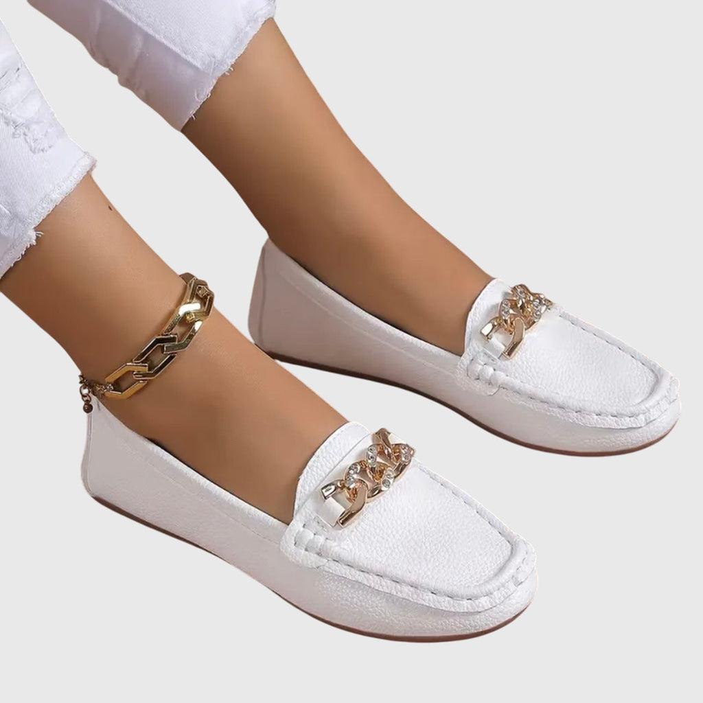 Mocasines en Tonos Neutros