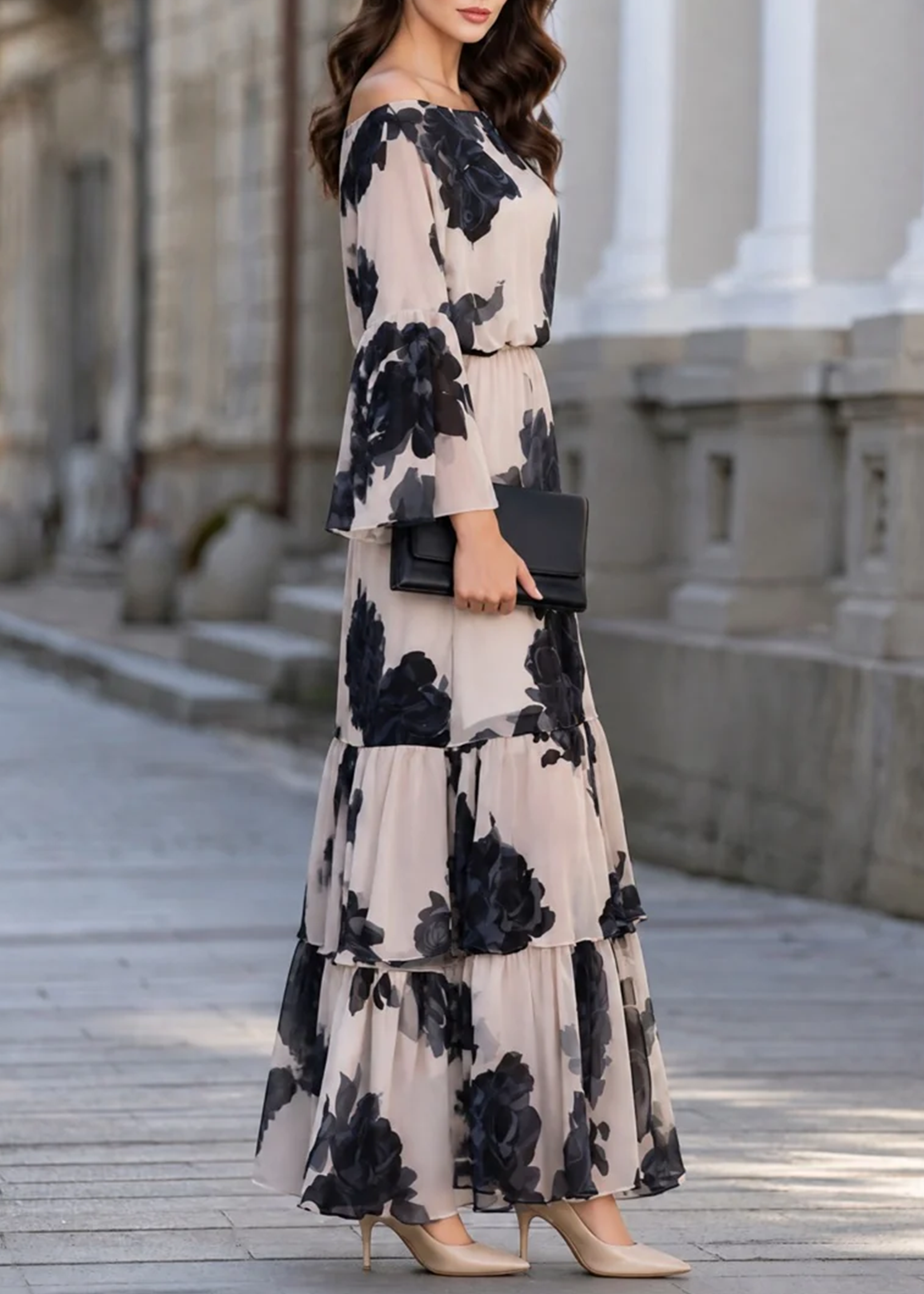 Vestido Maxi Elegante Beige de Hombros Descubiertos con Estampado y Bajo de Volantes