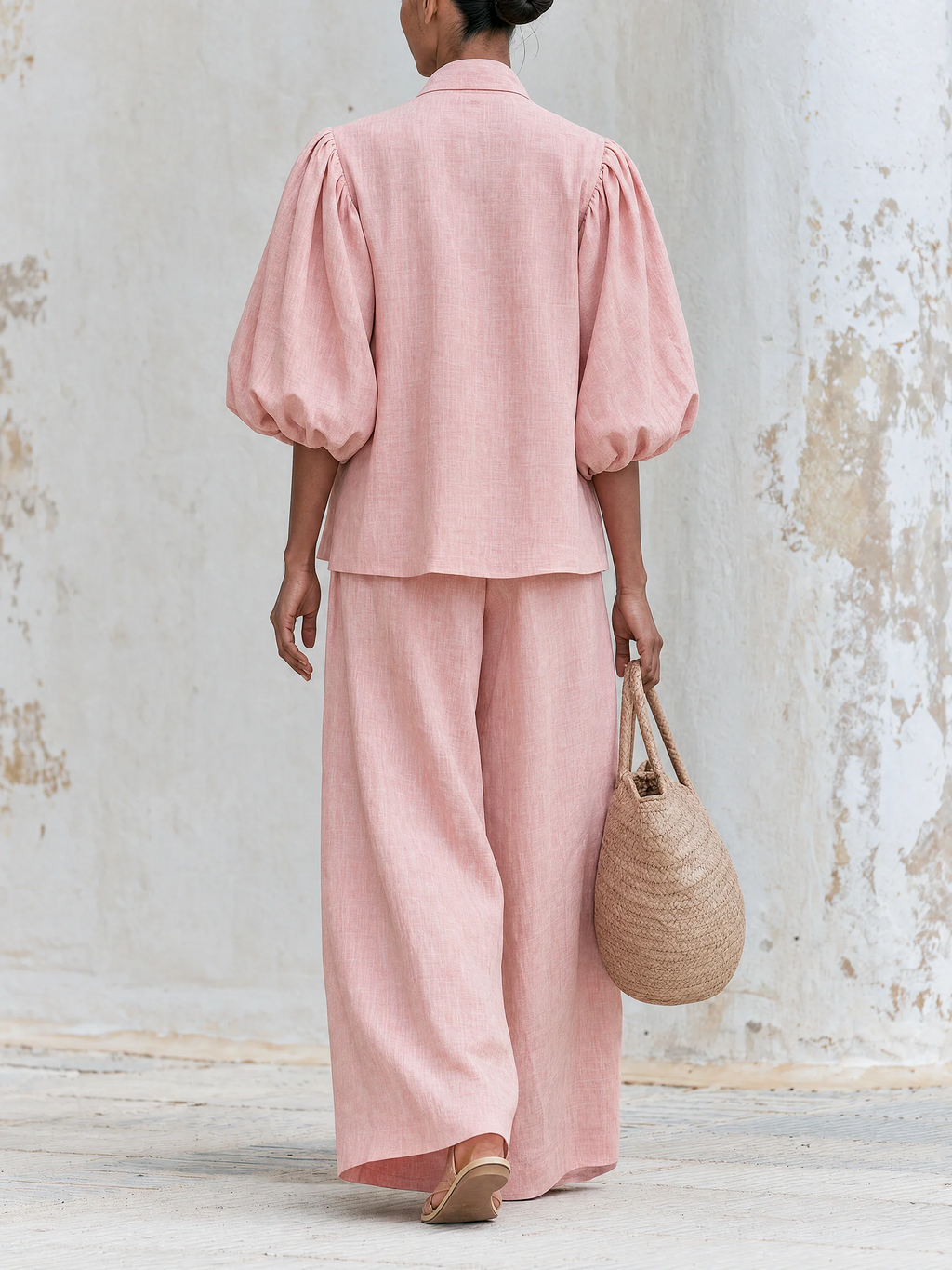 Conjunto Rosa Palo: Top con Lazo y Mangas Abullonadas en Mezcla de Lino y Pantalón Ancho