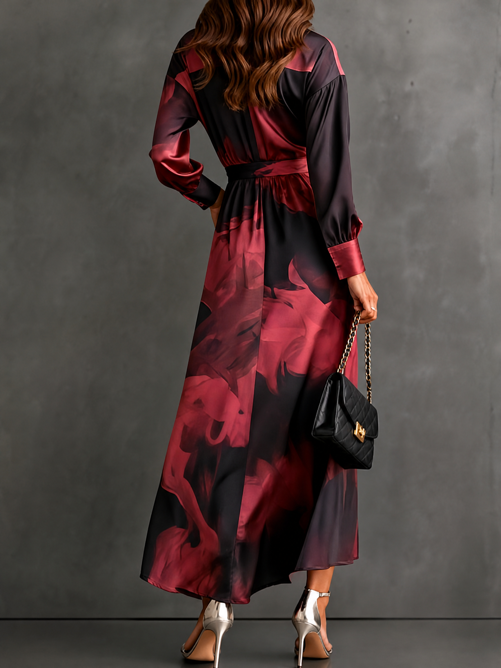 Vestido Maxi de Fiesta Negro y Rojo con Estampado Abstracto, Cuello Cruzado, Manga Larga y Cinturón