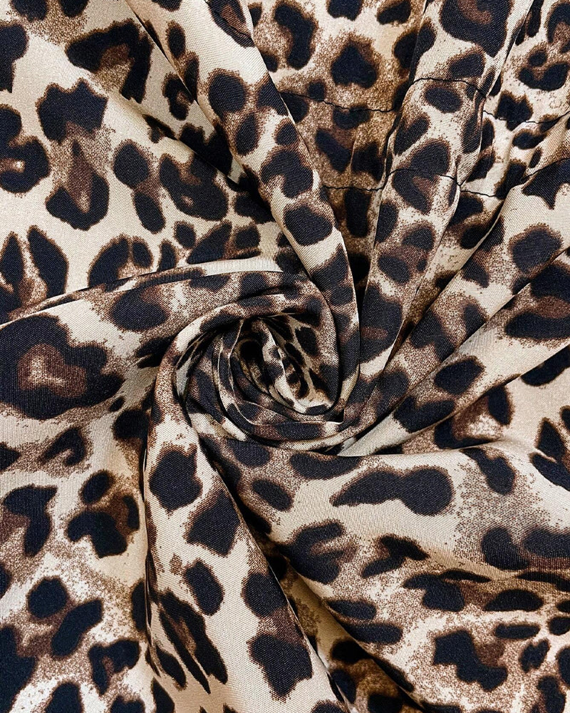 Abrigo Reversible con Capucha y Estampado Leopardo