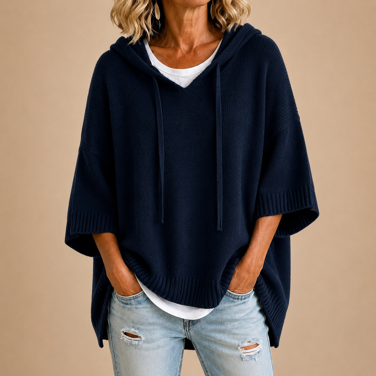 Poncho de Punto con Capucha y Manga Tres Cuartos
