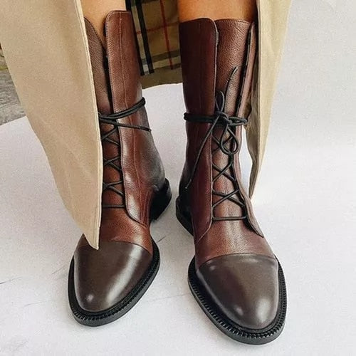 Botines de Cordones con Puntera Contrastada y Tacón Bajo