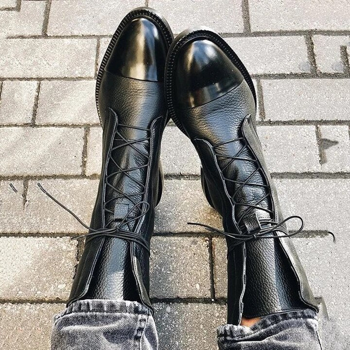 Botines de Cordones con Puntera Contrastada y Tacón Bajo