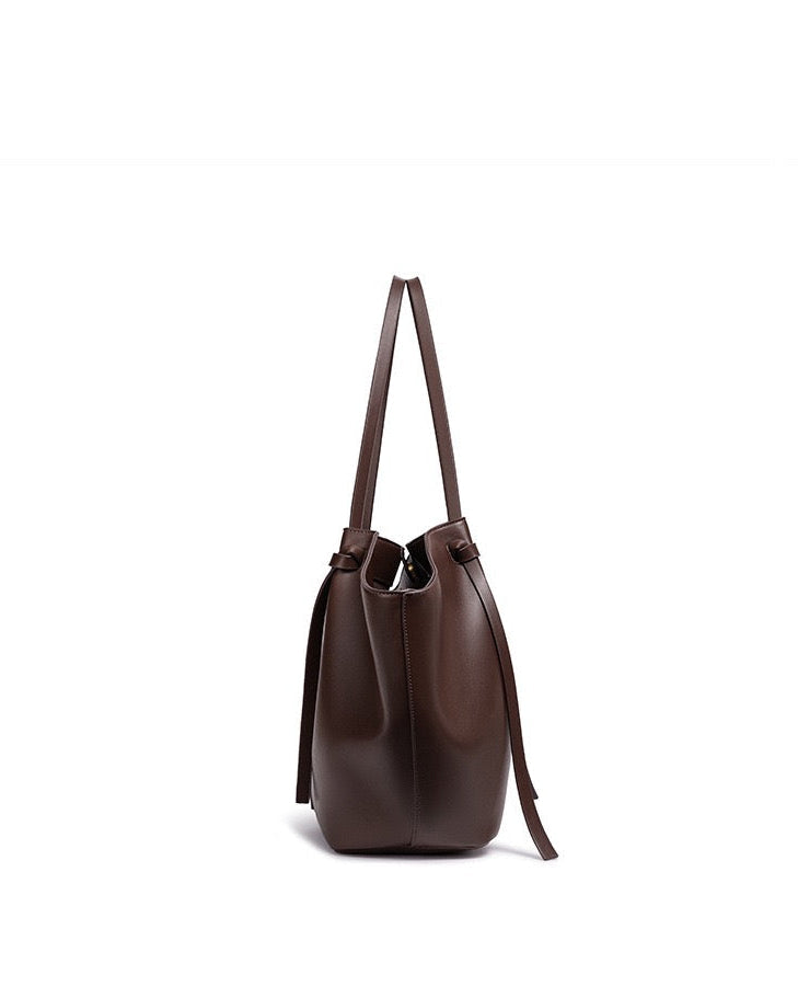 Bolso Shopper de Líneas Curvas en Cuero Vegano