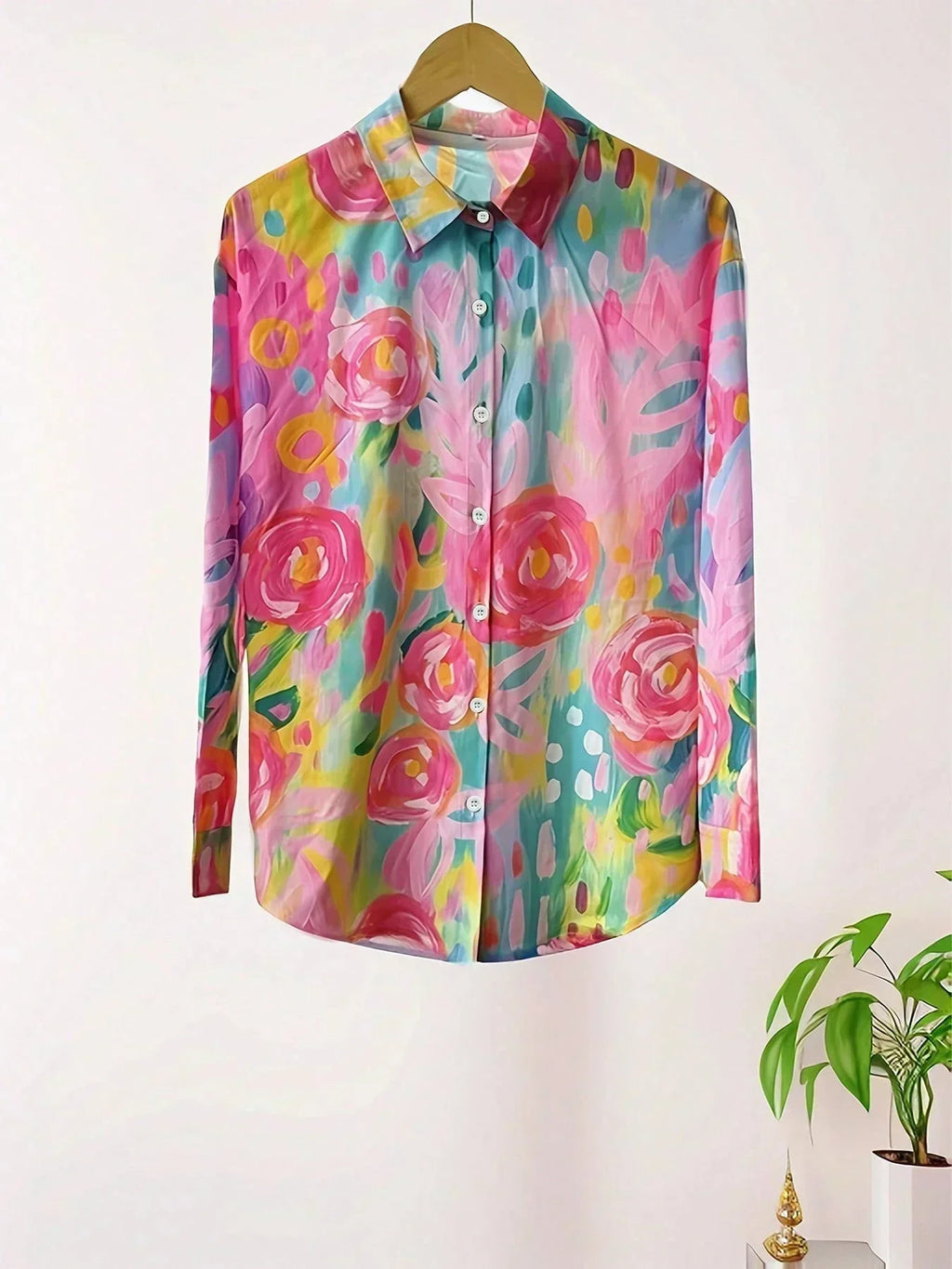 Blusa con Estampado Floral y Corte Fluido