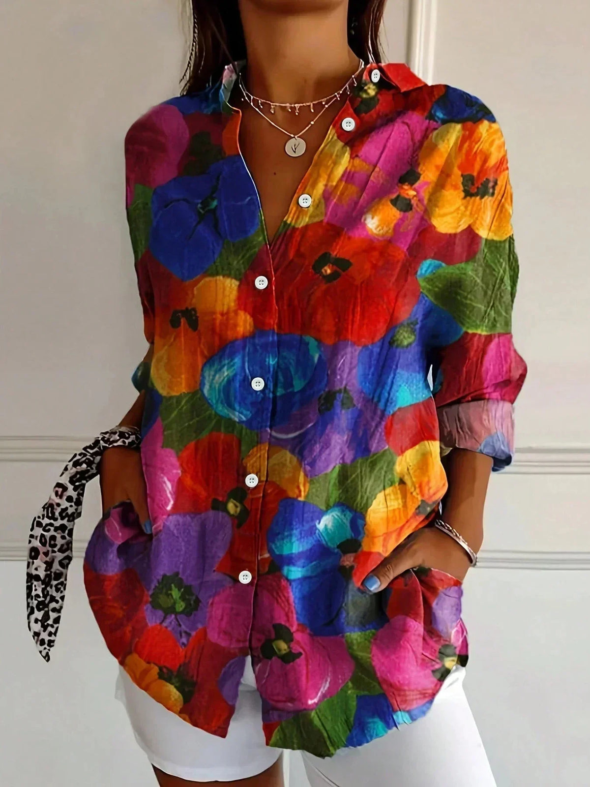 Blusa con Estampado Floral y Corte Fluido