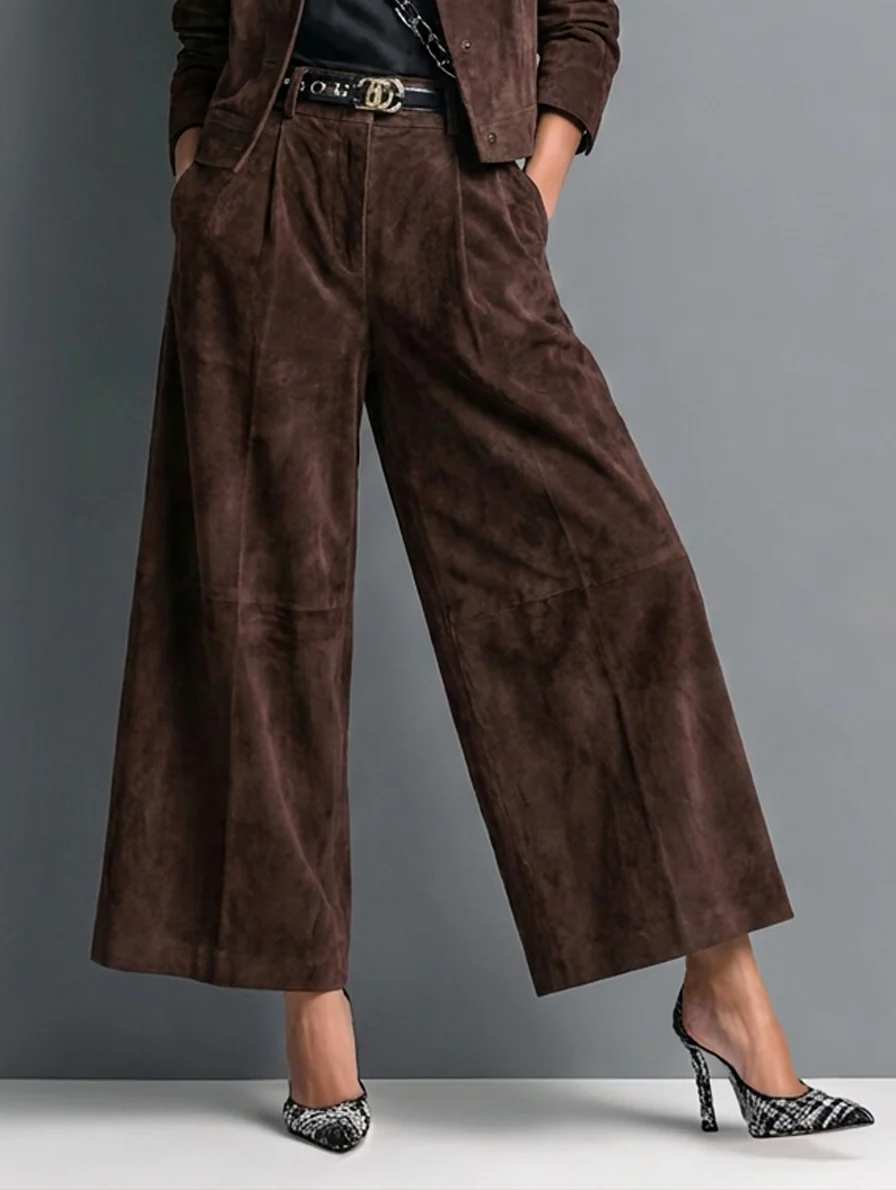 Conjunto Marrón Oscuro: Chaqueta de Ante Sintético y Pantalón Ancho