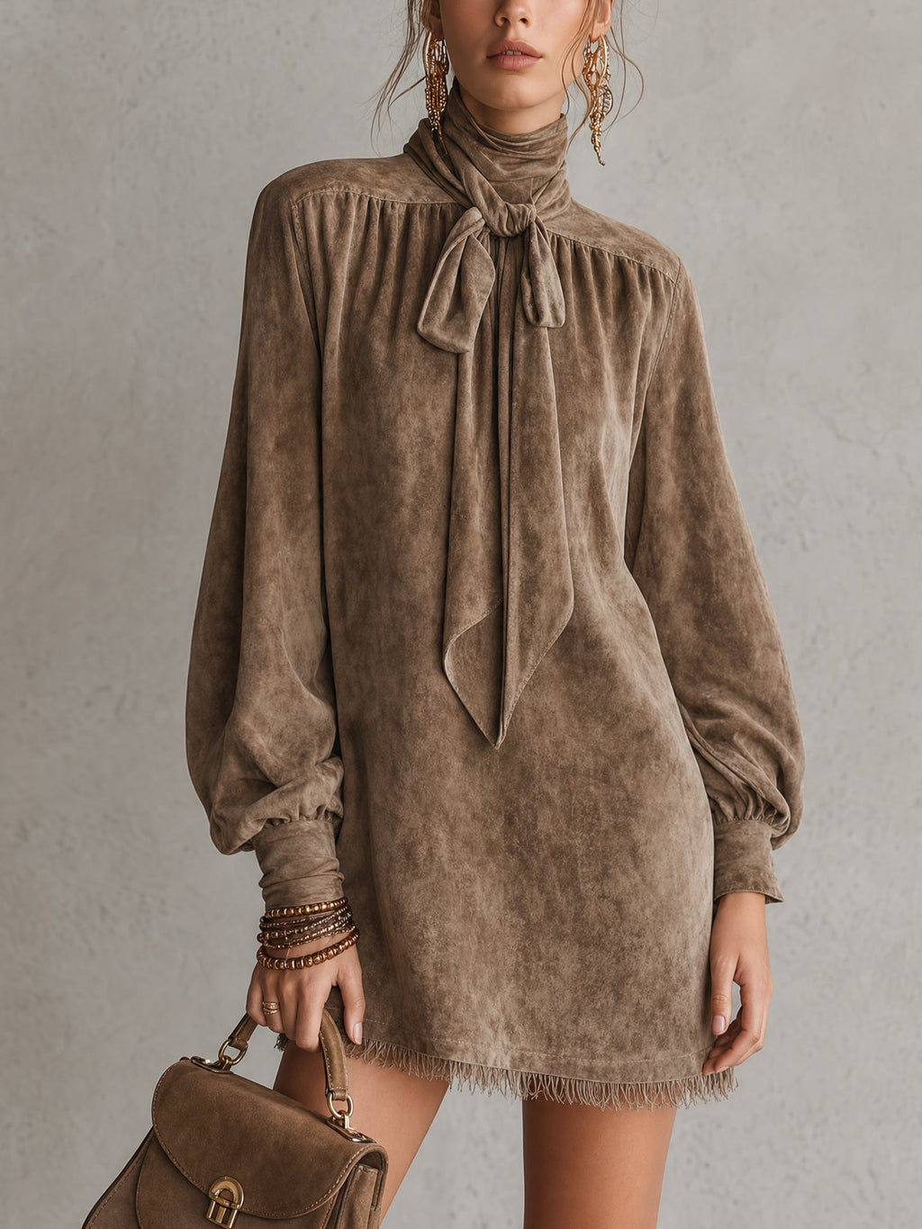 Vestido Mini Marrón Holgado de Ante Sintético con Detalle de Lazo y Mangas Farol