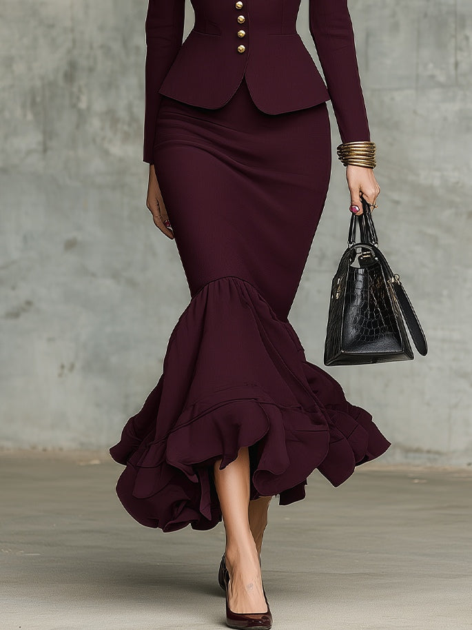 Conjunto Burdeos: Top y Falda con Bajo de Volantes y Botones Dorados
