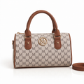 Bolso de Hombro con Monograma Dorado y Estampado de Cuadros