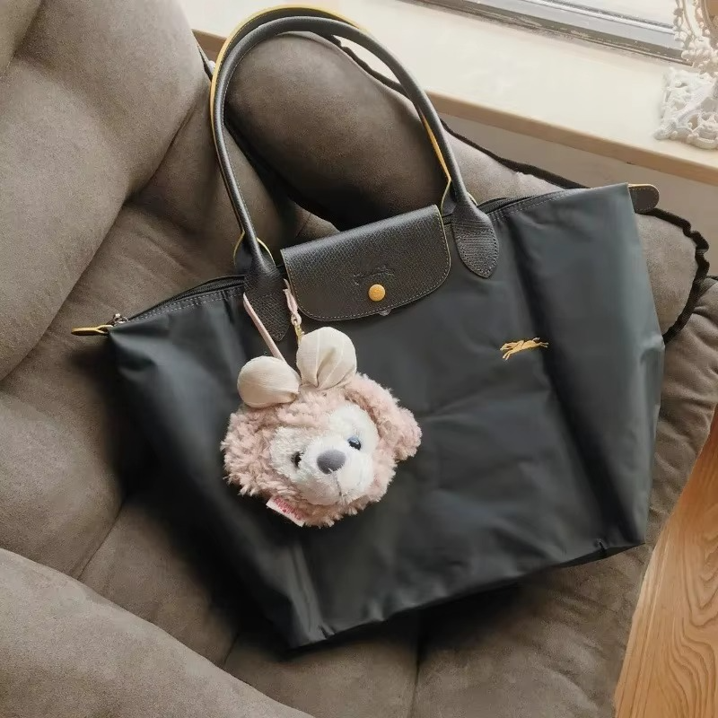 Bolso Tote Grande Clásico · Dorado
