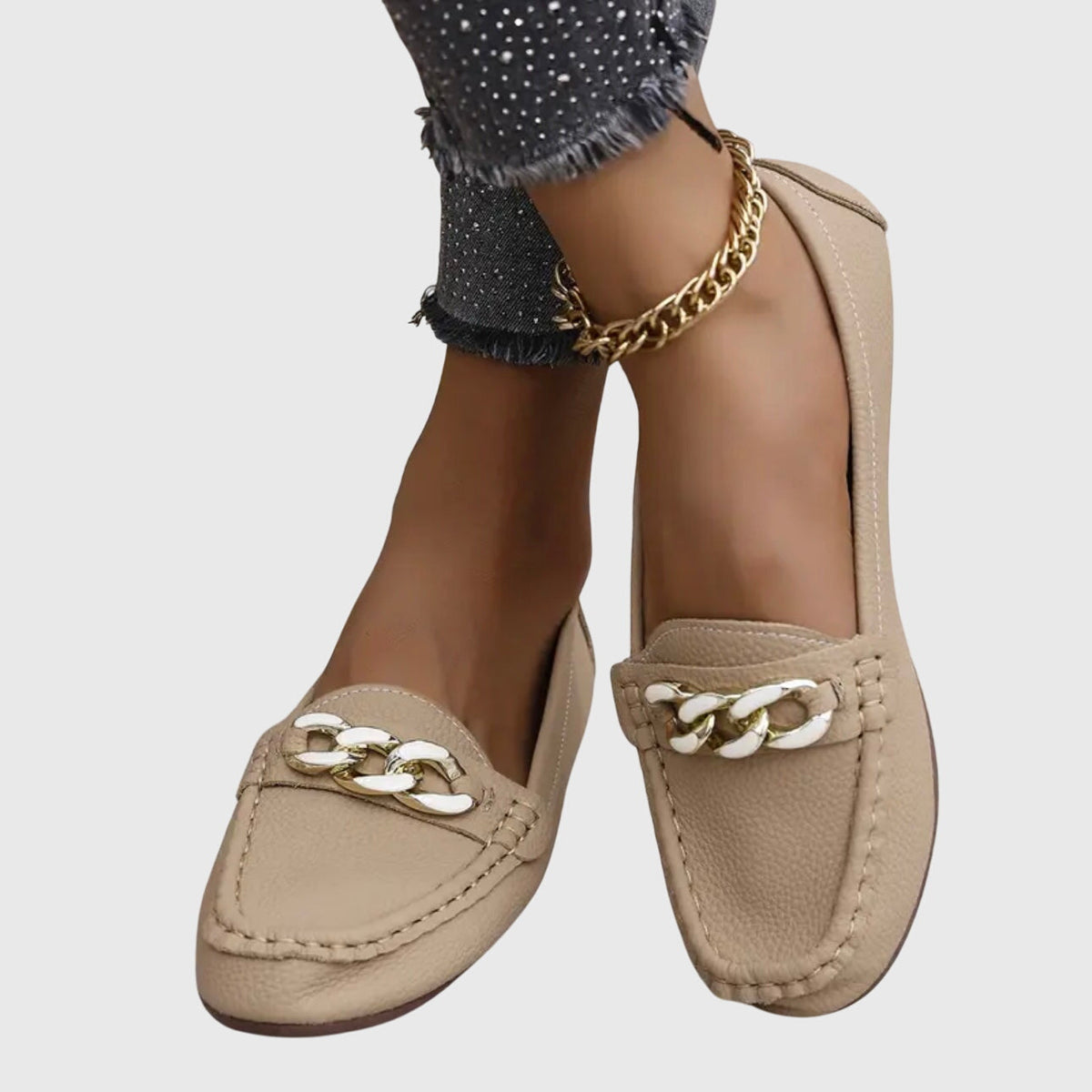 Mocasines en Tonos Neutros