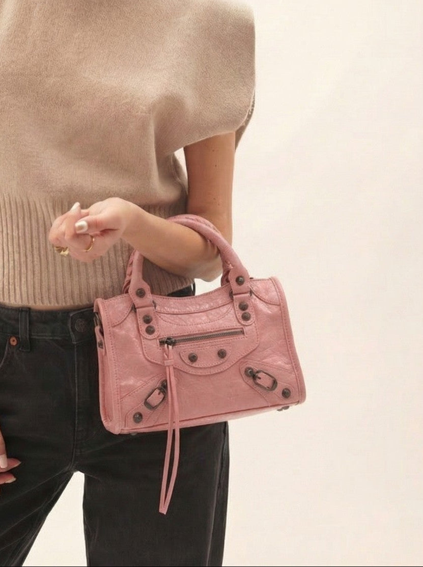 Bolso Pequeño de Cuero Compacto