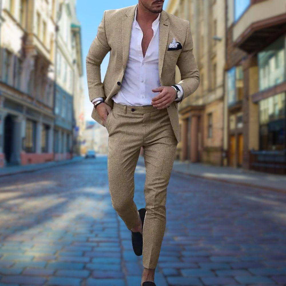 Traje Slim Fit con Pañuelo de Bolsillo